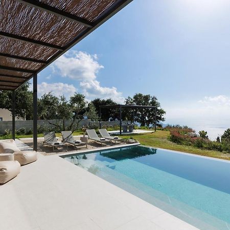 Paloubi Estate Villa Szinarádesz Kültér fotó